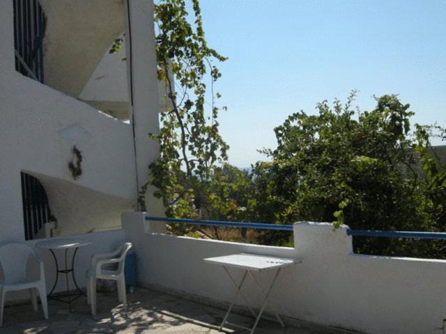 Efrosyni Apartments Agia Marina  外观 照片