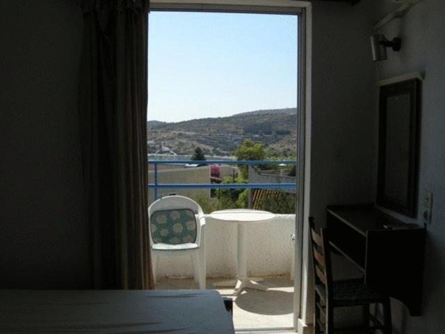 Efrosyni Apartments Agia Marina  外观 照片